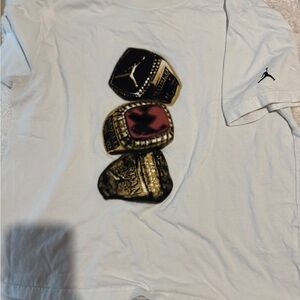 Air Jordan medium Cream T-Shirt with ring logo